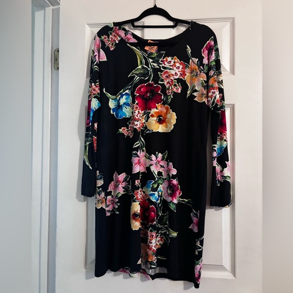 Johnny Was Floral Black Dress Sz Medium - Picture 4 of 6
